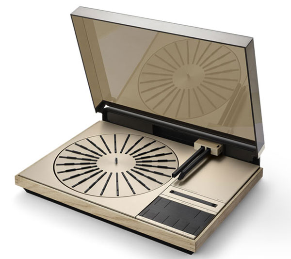 1970s Bang & Olufsen Beogram 4000c turntable returns