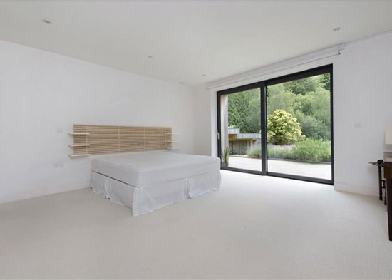 Outwood modernist property in Beaulieu, Hampshire