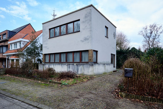 1930s E. Van Steenbergen modernist house in Vosselaar, Antwerp, Belgium