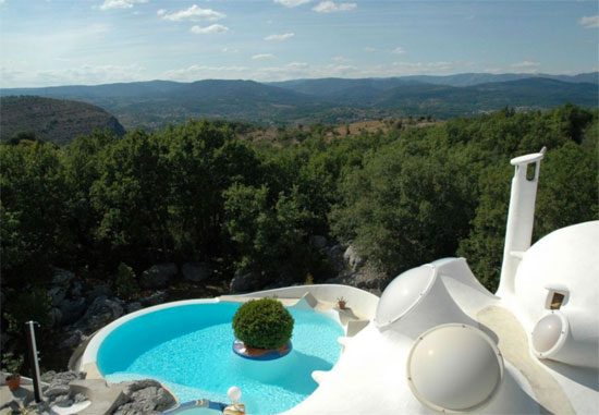 Claude Hausermann-Costy’s Bubble House in Uzes, Gard, France