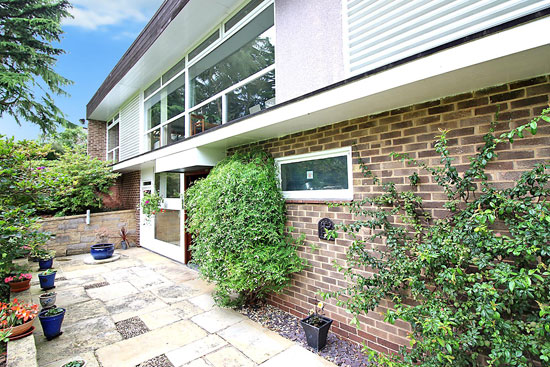 1960s modernist property in Bramcote, Nottinghamshire