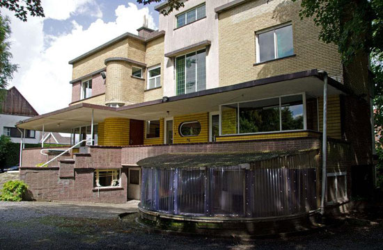 1930s Gentiel Eeckhoutte-designed art deco property in Waregem, Belgium