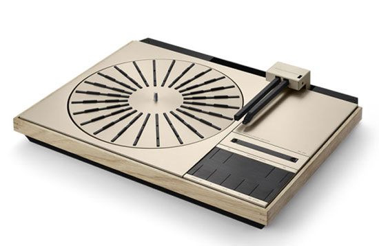 1970s Bang & Olufsen Beogram 4000c turntable returns