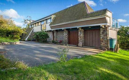 1960s Reginald Gale-designed midcentury property in Barnstaple, Devon