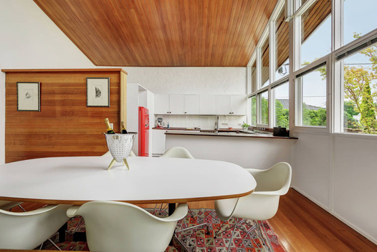 1950s modernism: Robin Boyd-designed Blott House in Chirnside Park, near Melbourne, Australia