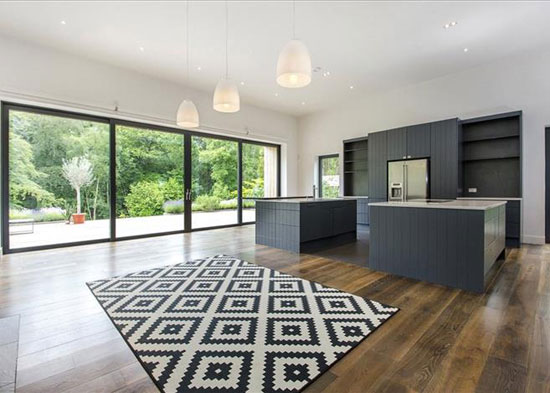 Outwood modernist property in Beaulieu, Hampshire