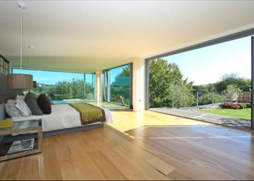 b4 Six-bedroomed contemporary property looking down on Brighton, Sussex