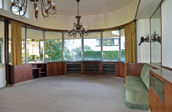 1930s Gentiel Eeckhoutte-designed art deco property in Waregem, Belgium