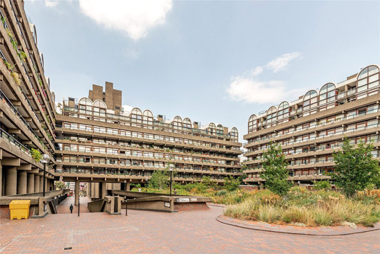 Apartment in Bunyan Court on the Barbican Estate, London EC2