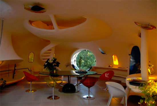 Claude Hausermann-Costy’s Bubble House in Uzes, Gard, France