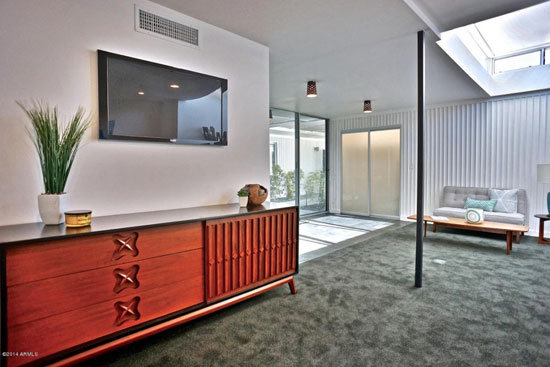 1950s Alfred Newman Beadle-designed Beadle House 7 in Paradise Valley, Arizona, USA
