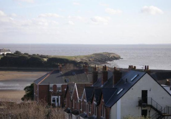 Three-bedroom 1930s art deco property in Barry, Vale of Glamorgan