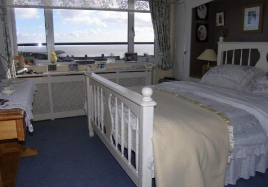 Three-bedroom 1930s art deco property in Barry, Vale of Glamorgan