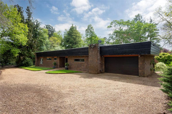 1970s modern house in Scaldwell, Northamptonshire