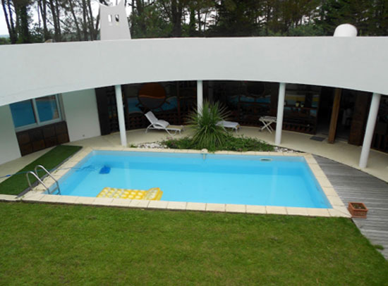 1970s Roger Le Flanchec-designed modernist property in Baden, Brittany in north west France