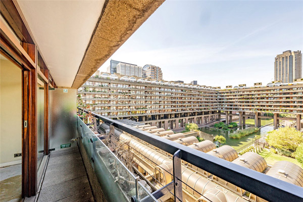 Apartment in Willoughby House on the Barbican Estate, London EC2