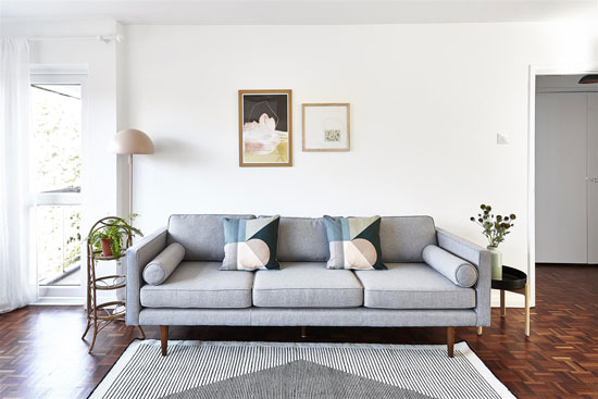 1960s modernist apartment in Barnes, London SW13