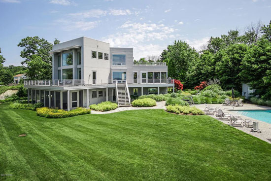 Bauhaus-inspired property in South Haven, Michigan, USA