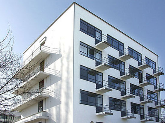 Studio flats in the 1920s Prellerhaus Bauhaus Studio Building in Dessau, Germany
