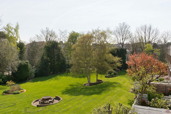 1970s Galberg & Weal-designed modernist townhouse in Beckenham, Kent