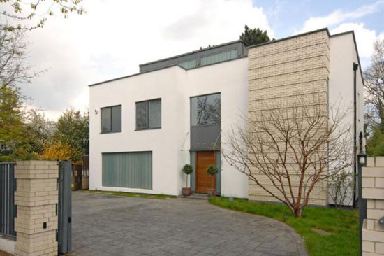 beck2 Five-bedroom contemporary modernist house in Beckenham, Kent