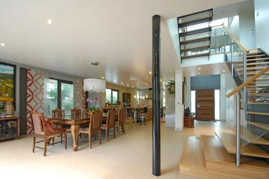 beck4 Five-bedroom contemporary modernist house in Beckenham, Kent