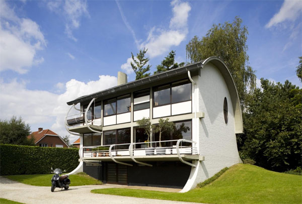 1960s modernism: Renaat Braem-designed property in Ranst, Antwerp, Belgium