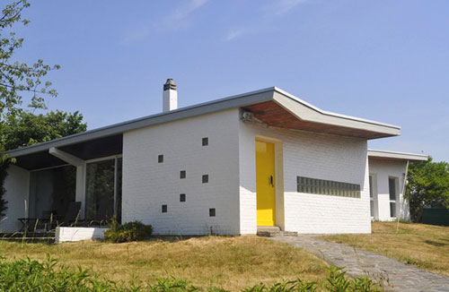 On the market 1950s modernist three-bedroomed house by Willy Van Der Meeren in Teralfene, near Brussels, Belgium