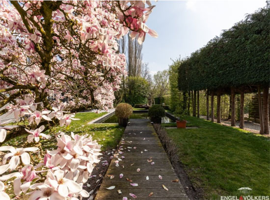 1930s modernist house in Ghent, Belgium