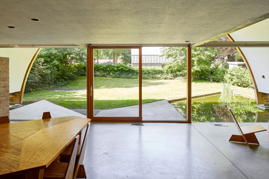 Frank Verplanken modernist house in Destelbergen, Belgium