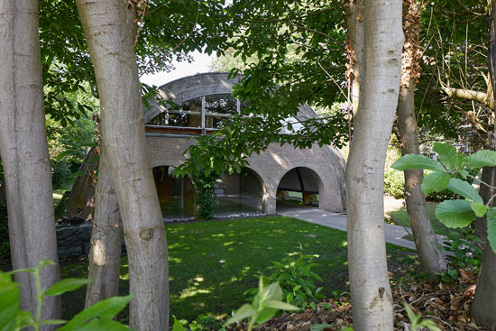 Frank Verplanken modernist house in Destelbergen, Belgium