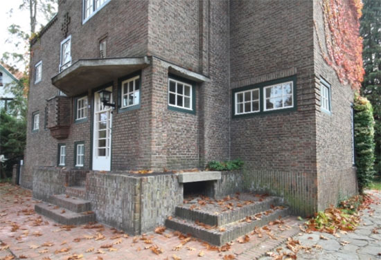 1920s Eduard Van Steenbergen modernist time capsule in Kapellen, Belgium