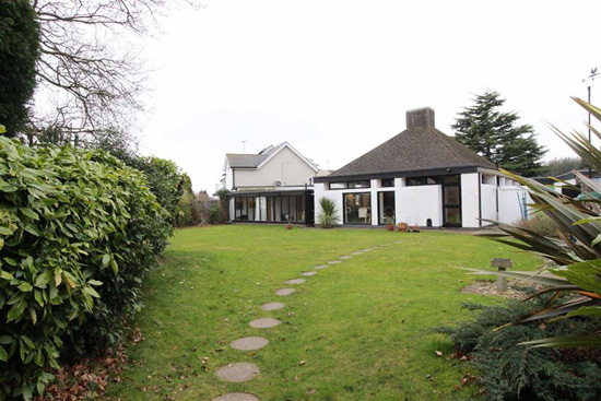 1960s modernism: Four-bedroom property in Benfleet, Essex