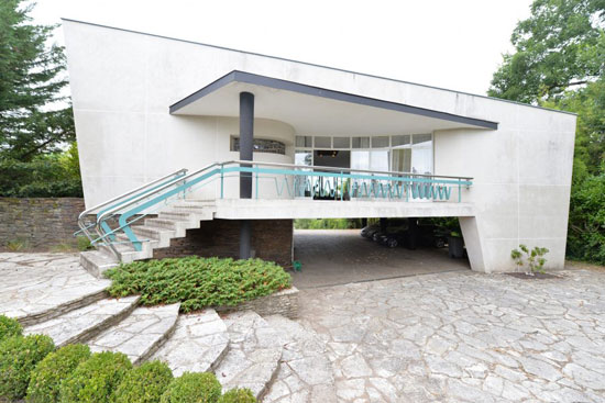 1950s Georges Lacaze-designed modernist property in Bergerac, Dordogne, France