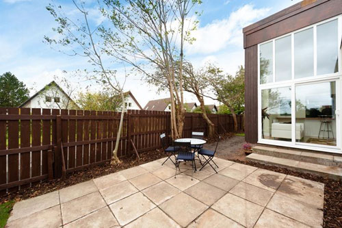 ber5 1960s midcentury-style four-bedroomed house in North Berwick, East Lothian, Scotland