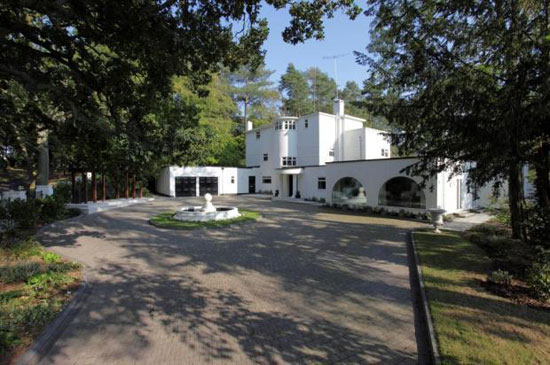 1930s art deco Woodland House in Blakedown, Kidderminster, Worcestershire