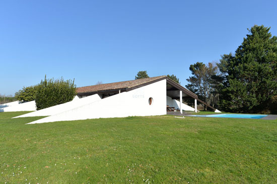 1970s modern house in Bazas, south-west France