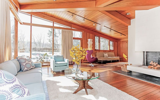 1950s David Henken-designed midcentury property in Pound Ridge, New York state, USA