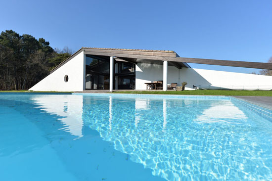 1970s modern house in Bazas, south-west France