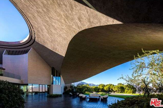 1980s John Lautner-designed Bob & Dolores Hope Estate in Palm Springs, California, USA