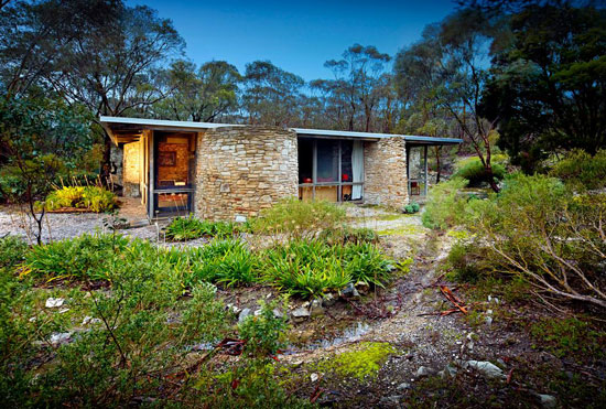 1960s midcentury modern: Robin Boyd-designed Baker House in Long Forest, Victoria, Australia