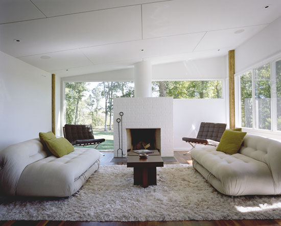 1970s Marcel Breuer-designed Rufus Stillman Cottage in Litchfield, Connecticut, USA