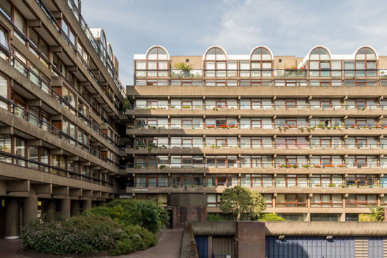 Barbican living: Apartment in Breton House on the Barbican Estate, London EC2