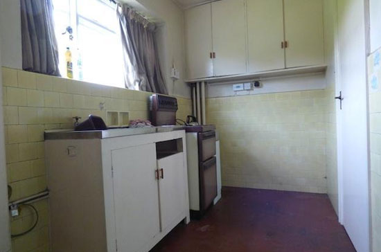 1930s two-bedroom detached art deco property in Burton-on-Trent, Staffordshire