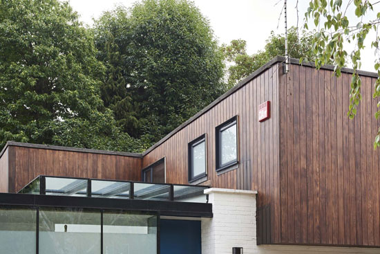 1960s modernist house in West Byfleet, Surrey