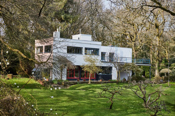 1930s Peter Harland modern house in Pen Selwood, Somerset