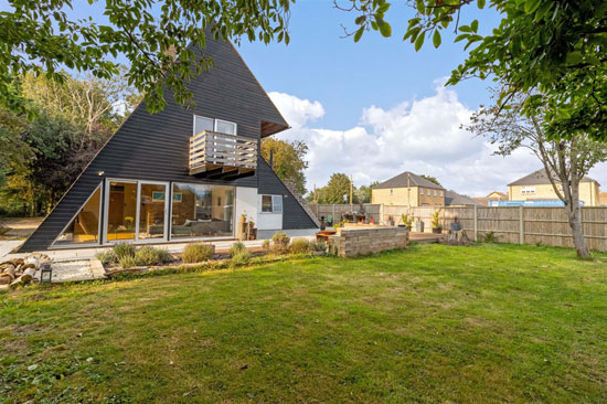 1970s Antonio Perella modern house in Climping, West Sussex