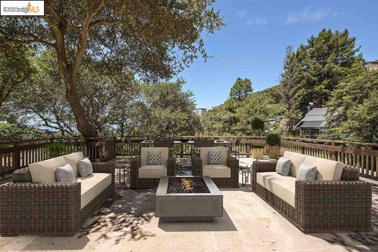 1970s Leon Meyer Round House in Piedmont, California, USA