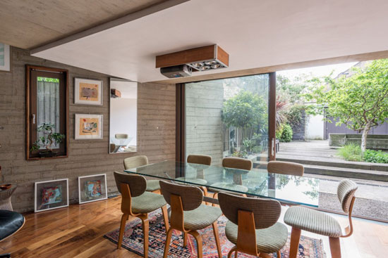 de Rijke Marsh Morgan-designed split-level modernist apartment in London SE1