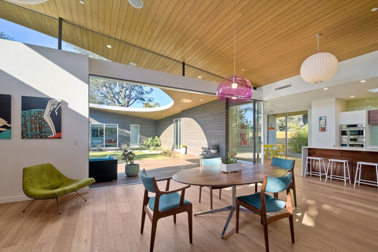 On the market: Aa House modernist property in Encinitas, California, USA